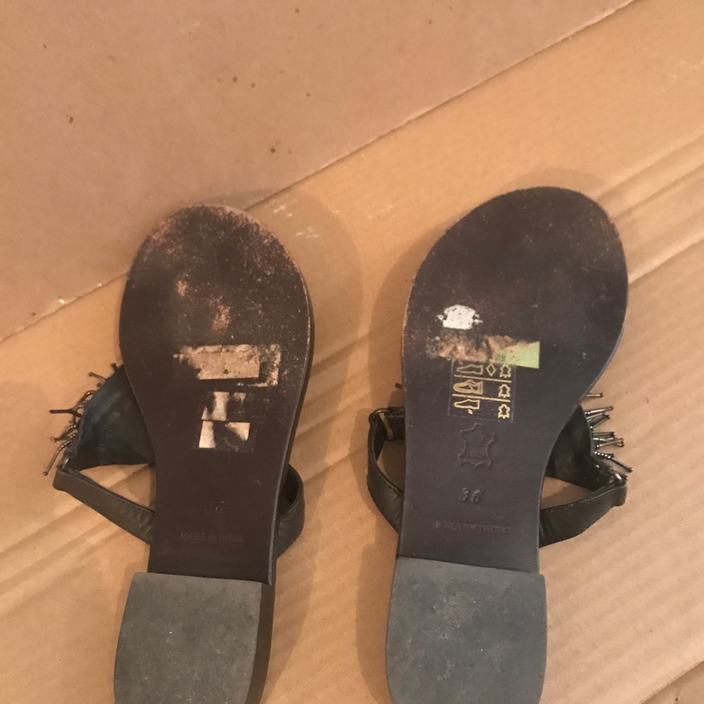 Flip flops - Picture 2 of 3